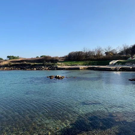 Bruna-liznjan, Medulin